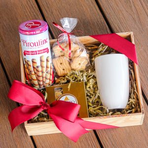 regalo con galletas y chocolates