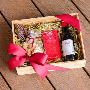 regalo con vino y chocolate