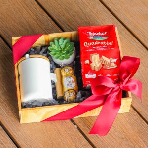 regalo con taza de cafe